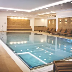 https://rezidence-moser.marianskelaznehotels.net
